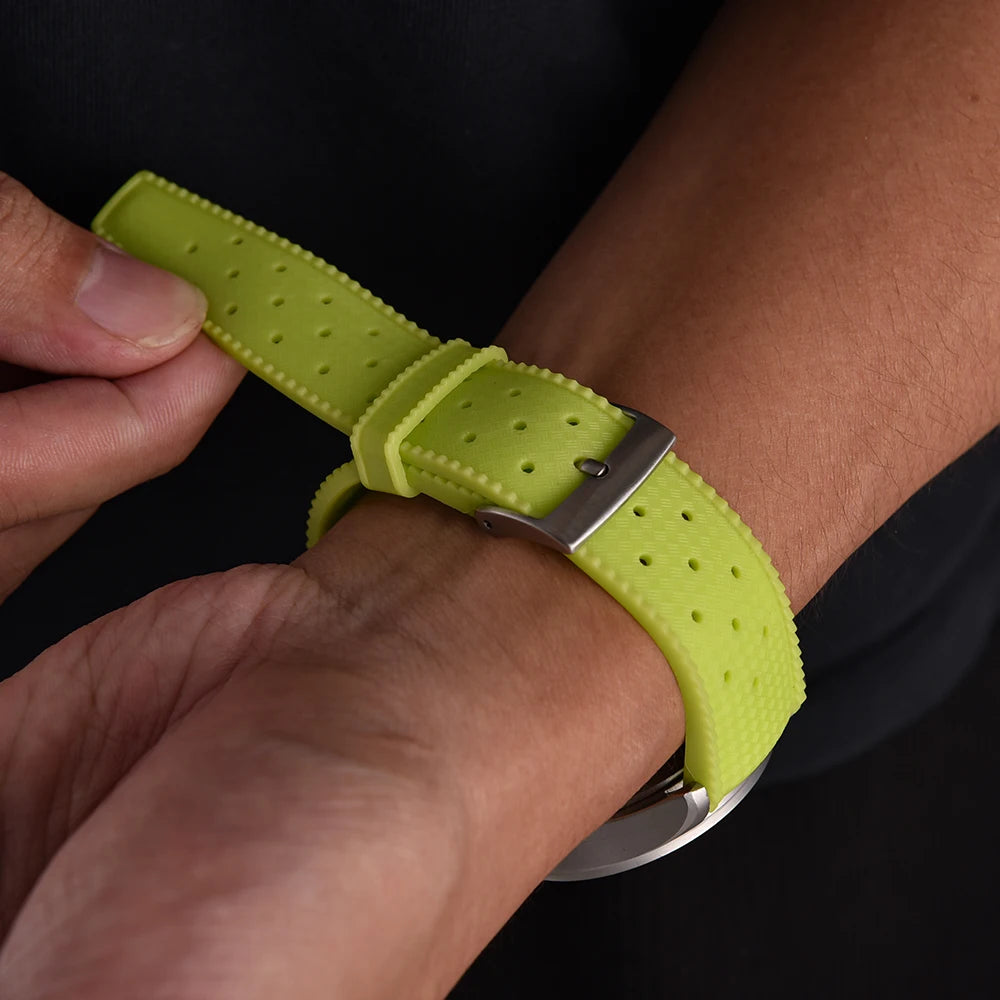Glow-in-the-Dark Luminous Rubber Watch Strap with Brushed Silver Pin Buckle